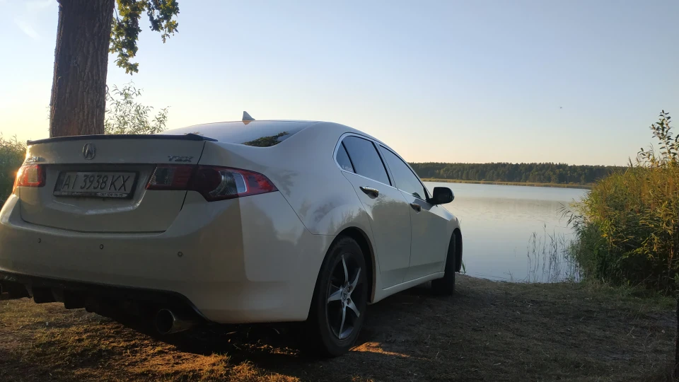 3 3
