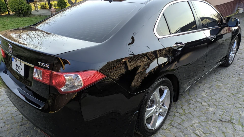 Luxury Sport Sedan 5