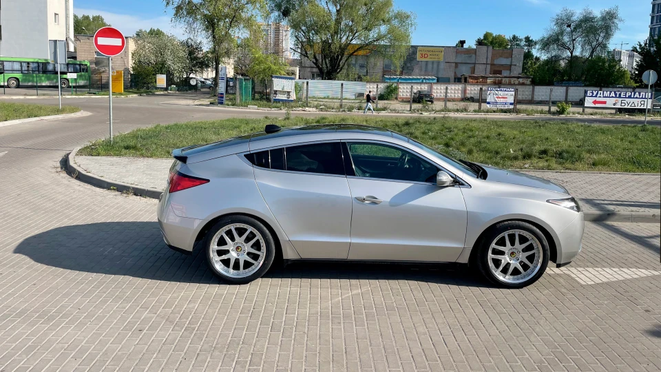 Acura ZDX アキュラクザ 2