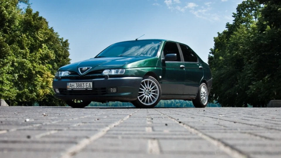 Alfa Romeo 146 1.7 16V Boxer 4