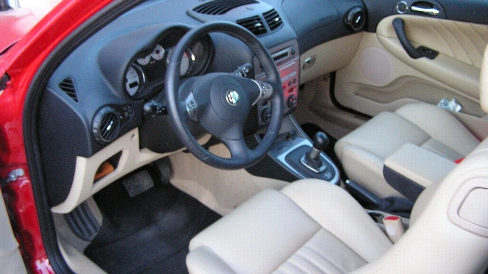 Alfa Romeo 147 4