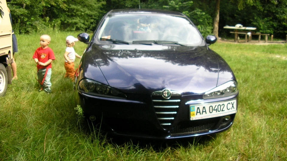 Alfa Romeo 147 1.6 TS Синя Маніті 2