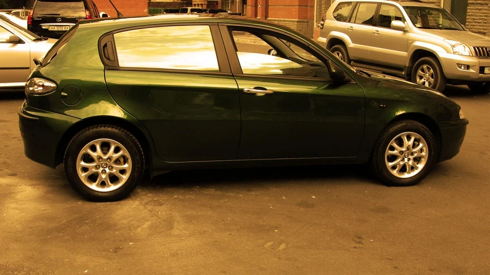 Alfa Romeo 147 1.6 ts 2