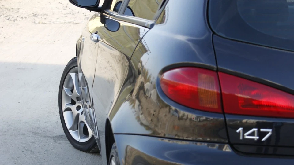 Alfa Romeo 147 З прошитими мізками 3