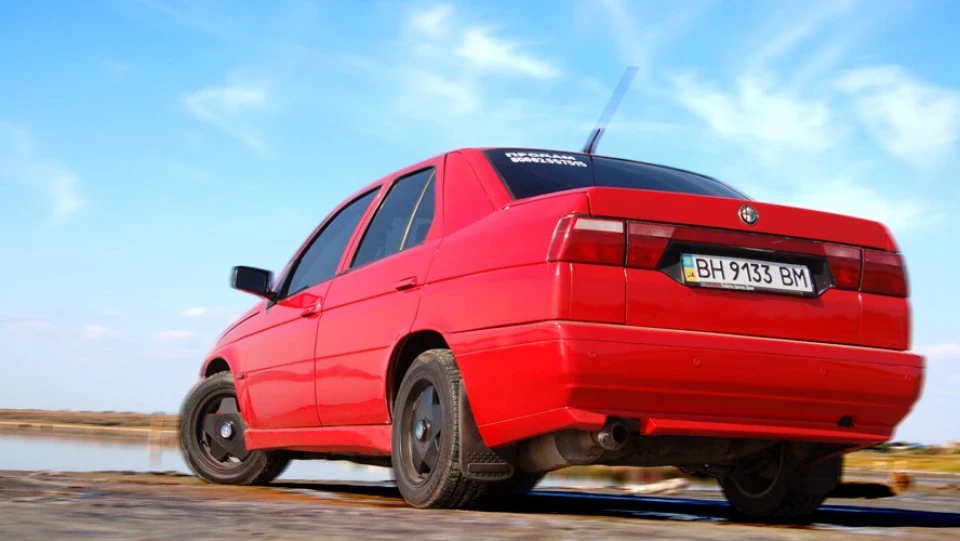 Alfa Romeo 155 3