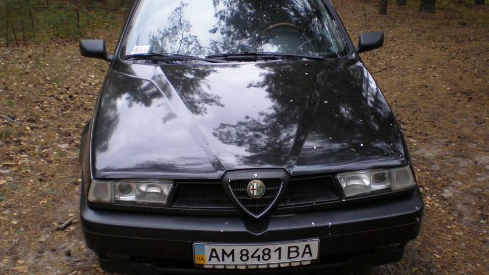 Alfa Romeo 155 Чорний 2.5л V6 5