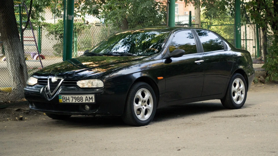 Alfa Romeo 156 1,6 хутро 2