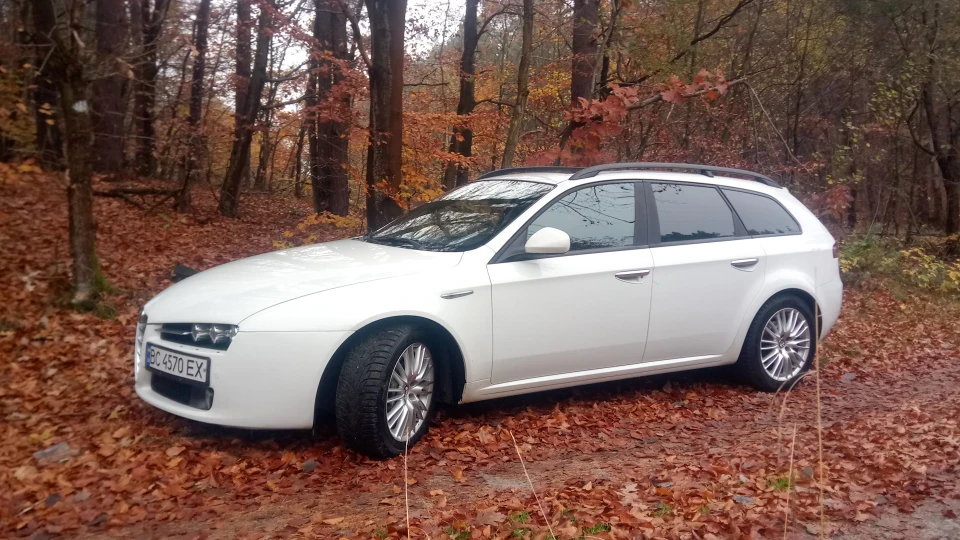 Alfa Romeo 159 Sportwagon 2