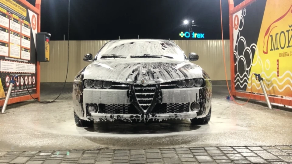Alfa Romeo 159 Sportwagon Black Bitch 5