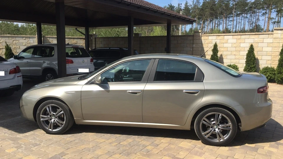 Alfa Romeo 159 3