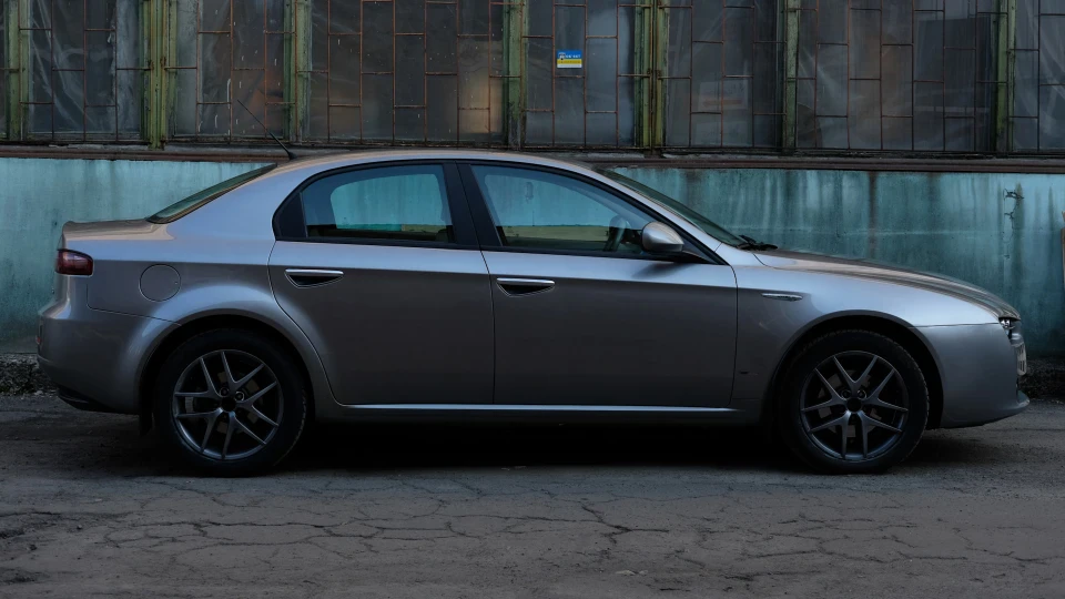 Alfa Romeo 159 2