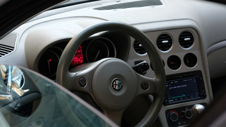 Alfa Romeo 159 3