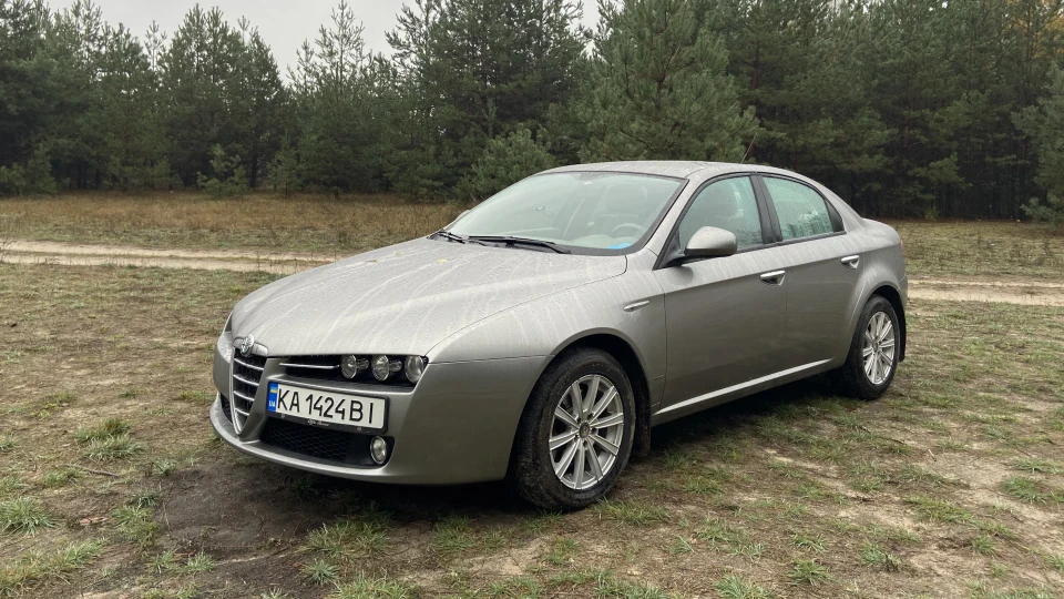 Alfa Romeo 159 4