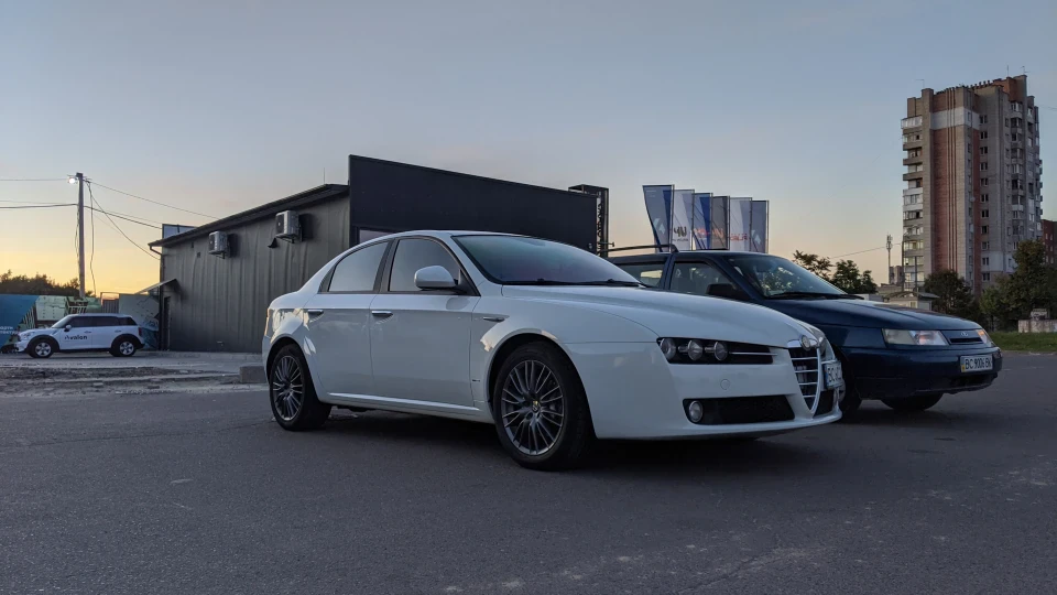 Alfa Romeo 159 2.0 JTDm 5