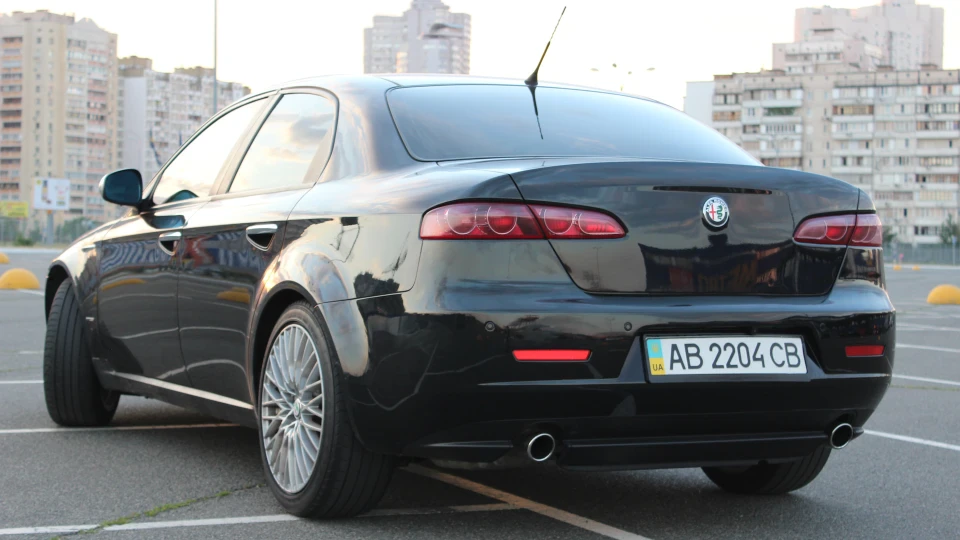 Alfa Romeo 159 Італійка 3