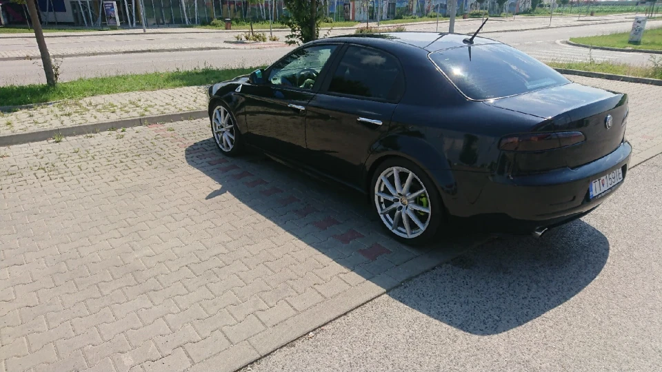 Alfa Romeo 159 TI 3
