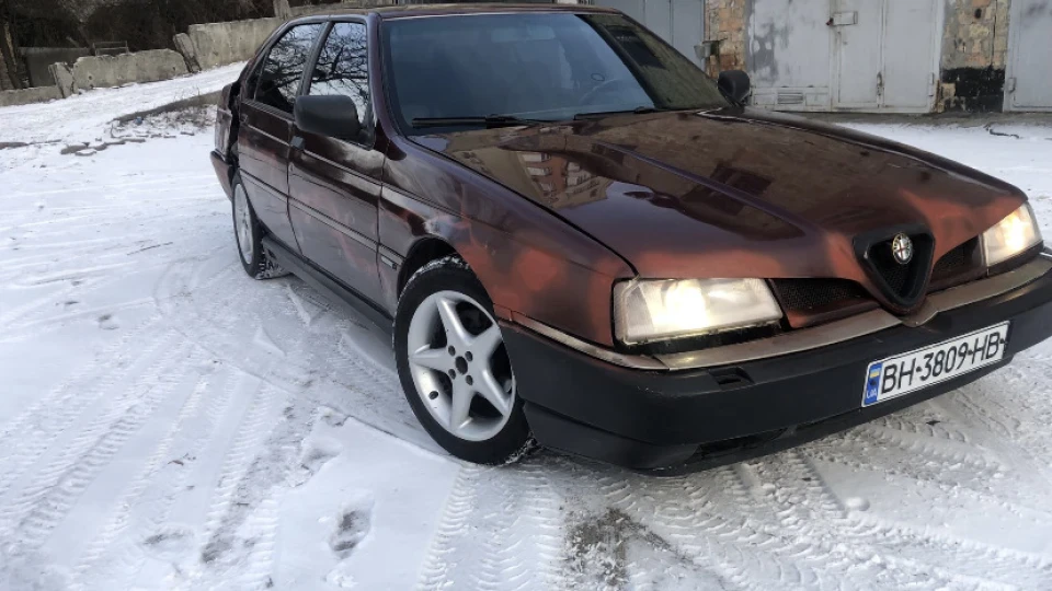 Alfa Romeo 164 2