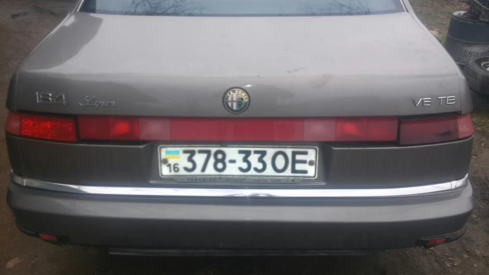 Alfa Romeo 164 2