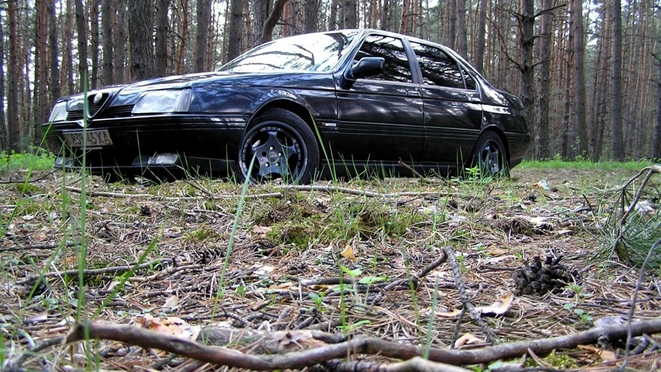 Alfa Romeo 164 2