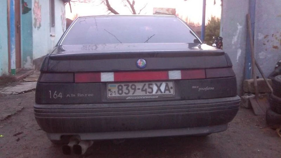 Alfa Romeo 164 4