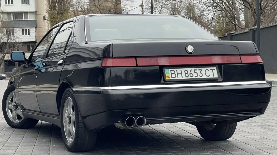 Alfa Romeo 164 4
