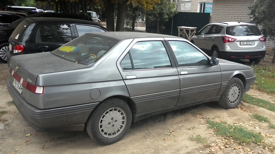 Alfa Romeo 164 2.0 TS 2