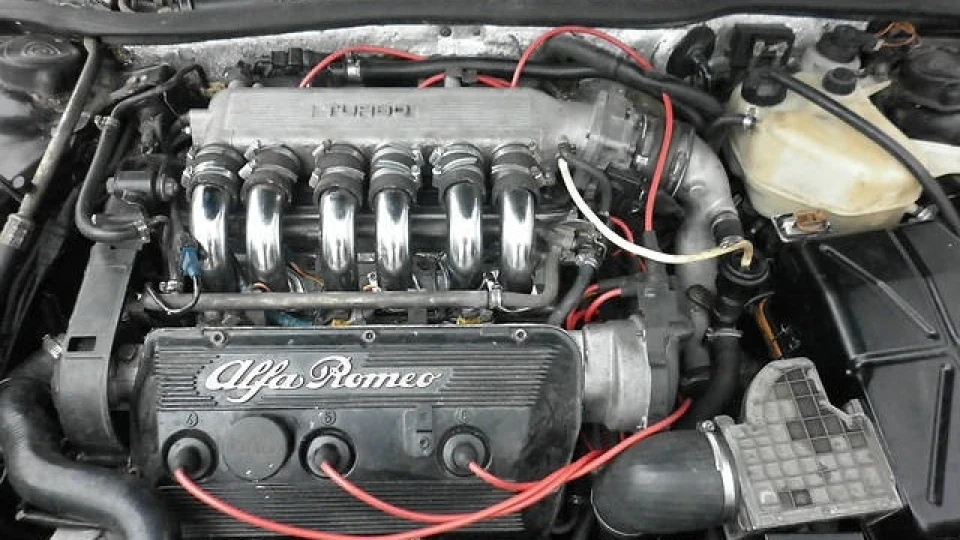 Alfa Romeo 164 2,0 ​​Турбо. V6 2