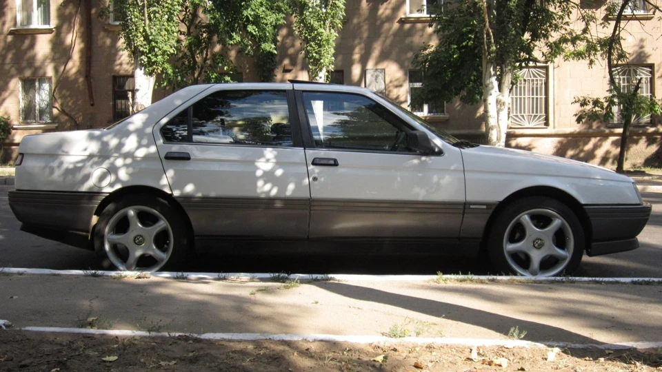 Alfa Romeo 164 3.0 V6