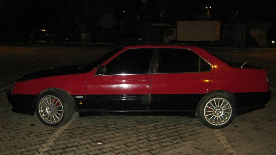 Alfa Romeo 164 рулить 3