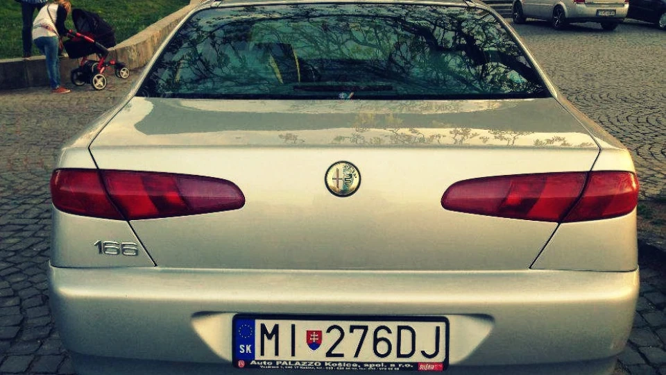 Alfa Romeo 166 2.0 турбо дитинка 2