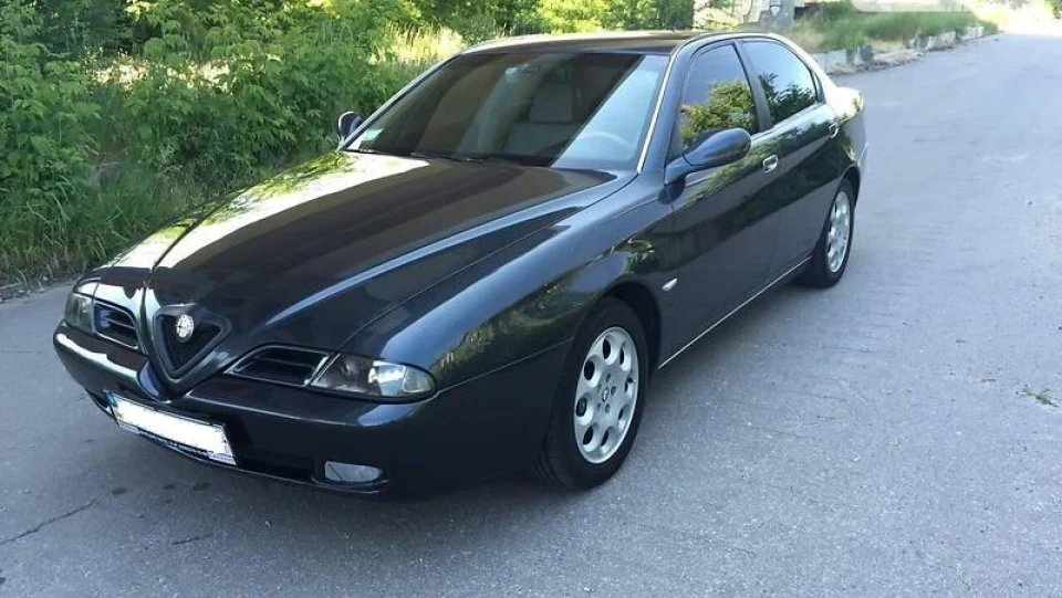 Alfa Romeo 166 2.5 V6 24V 6МТ BUSSO 2