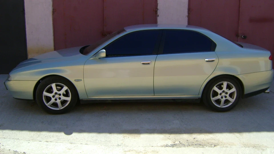 Alfa Romeo 166 AZZURRO NUVOLO 2