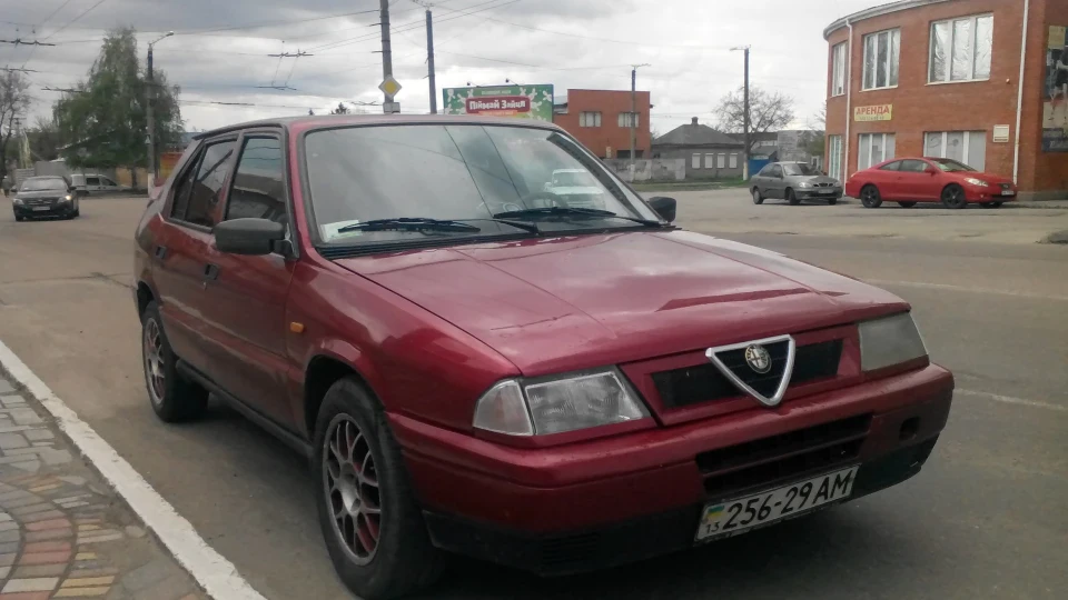 Alfa Romeo 33 1,7QV doppio carburatori 3