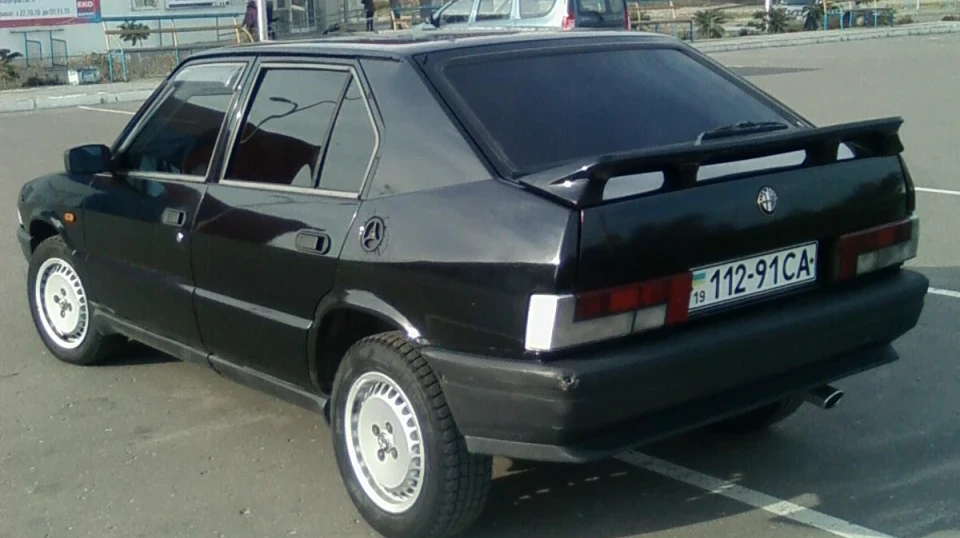 Alfa Romeo 33 Молодіжна ферарі. 2