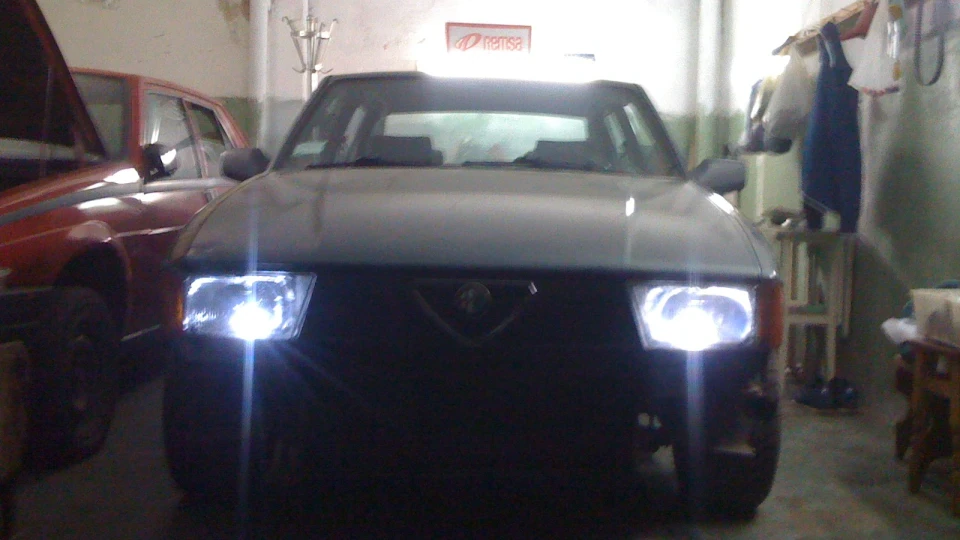 Alfa Romeo 75 1.6i.e 5
