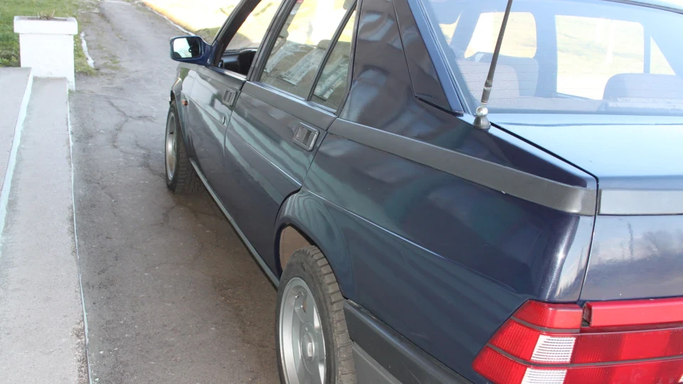 Alfa Romeo 75 1.8і 5