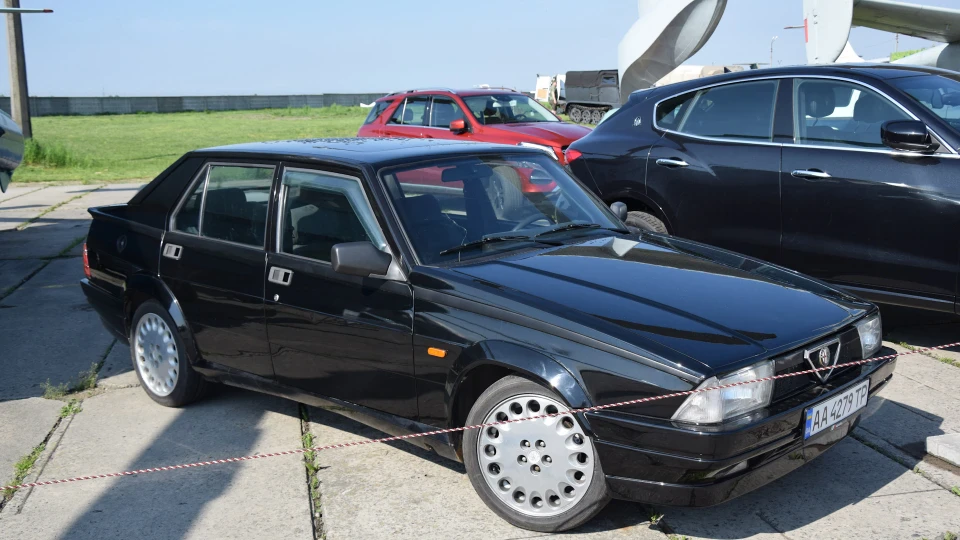 Alfa Romeo 75 2.0 T.S