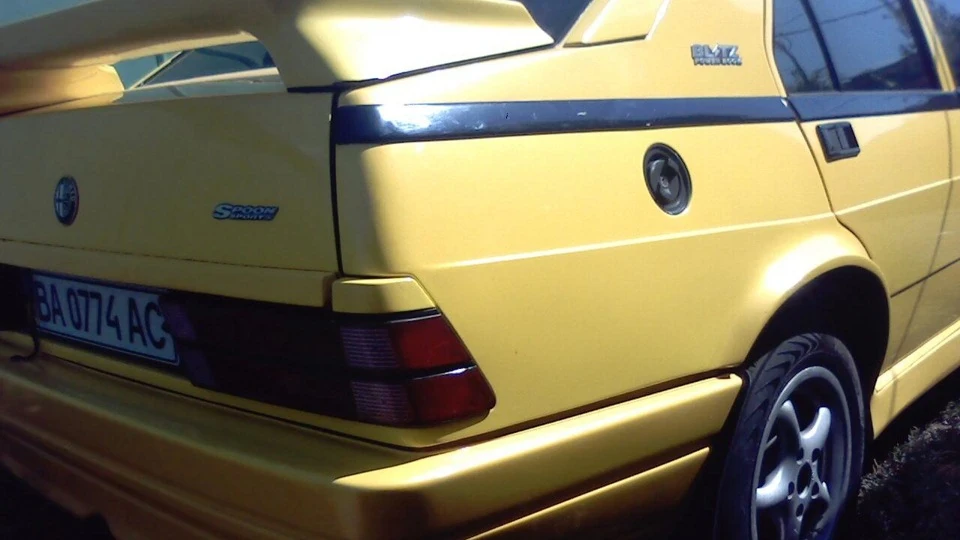 Alfa Romeo 75 2.5 V6 3