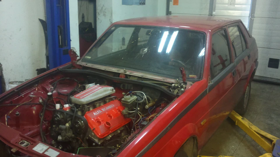 Alfa Romeo 75 2,5 V6 2