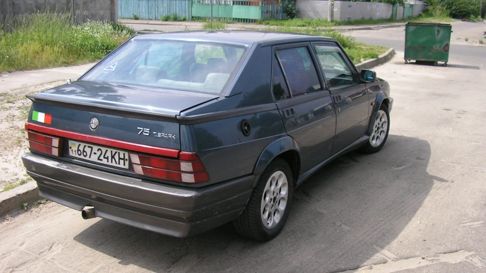 Alfa Romeo 75 Alfa Communion