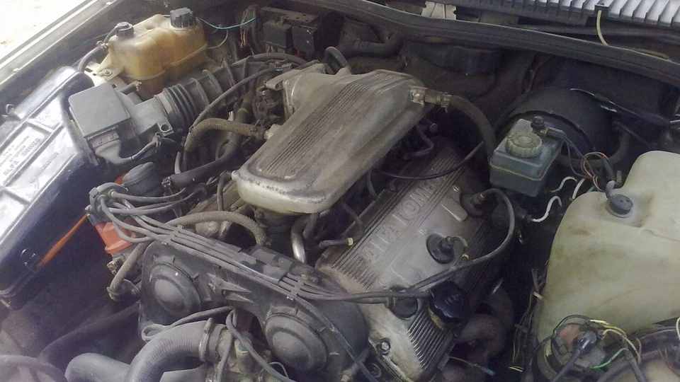 Alfa Romeo 75 драг-мобіль 4