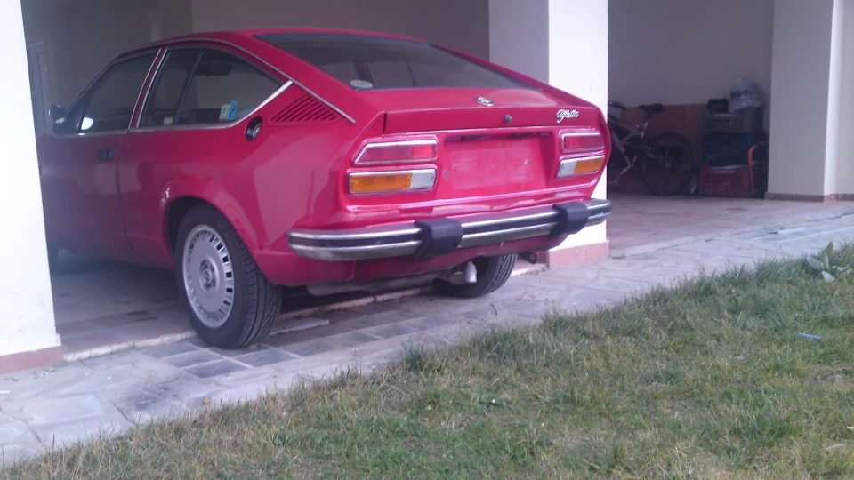 Alfa Romeo Alfetta Coupe GT 3