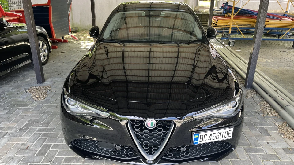 Alfa Romeo Giulia 5
