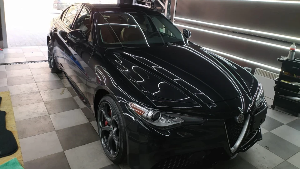 Alfa Romeo Giulia 2.0 280hp Q4 2