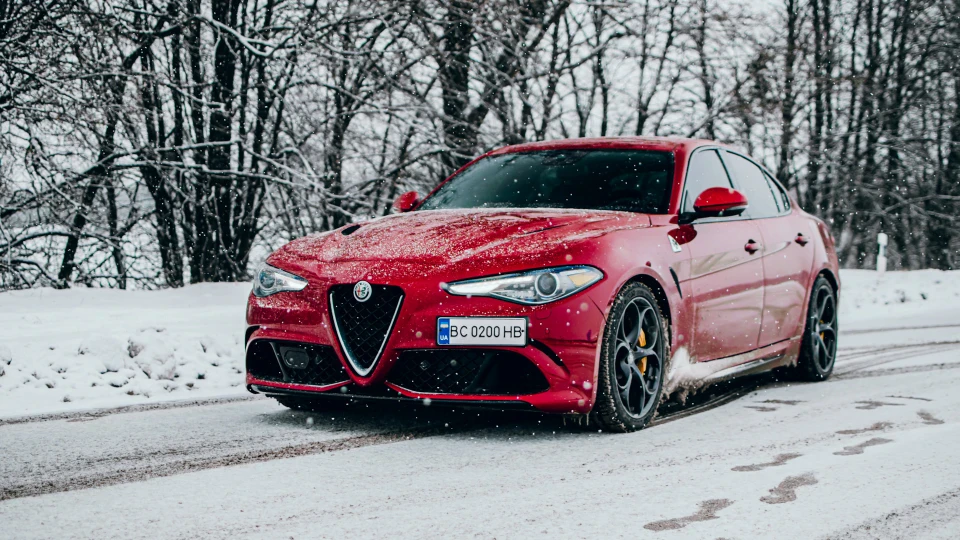 Alfa Romeo Giulia 510л.с 3.9 до сотні 2