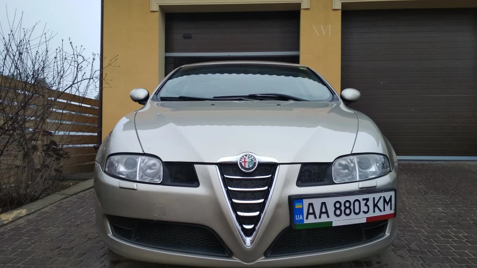 Alfa Romeo GT 2