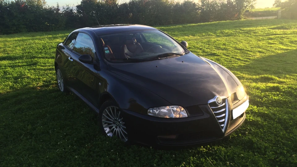 Alfa Romeo GT Майже Феррарі 2