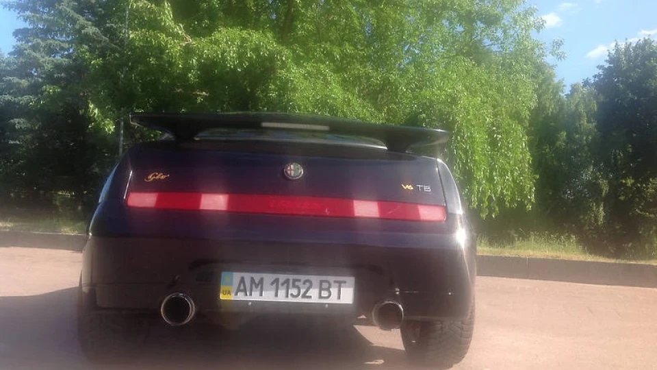 Alfa Romeo GTV 2.0 турбо V6 3