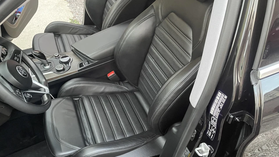 Alfa Romeo Stelvio 3