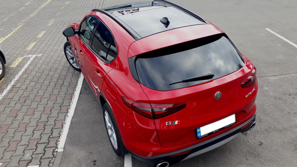 Q4 Rosso 4